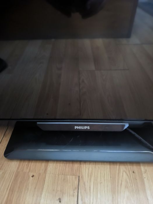Vând televizor Philips full HD