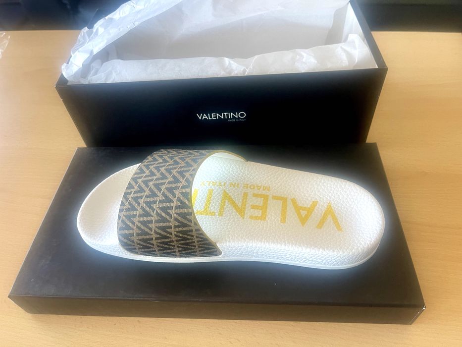 Valentino by Mario Valentino Чехли - дамски