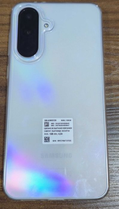 Samsung a36 sotiladi... 8/128... Ideal...