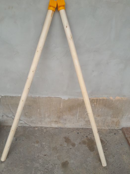 Соп даста. Дарахтлар учун тиргаклар (Опора для растение)