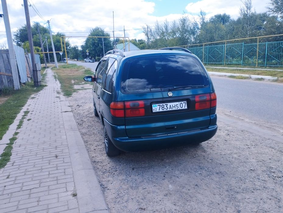 Фольксваген Шаран