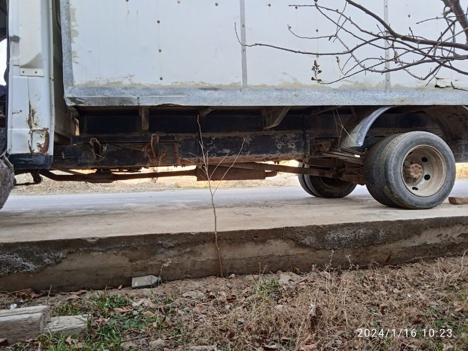 Gazel biznes yuk furgon