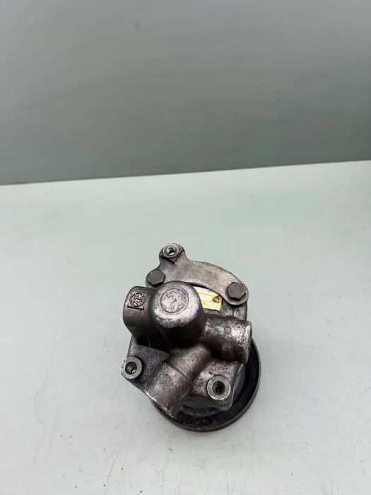 Pompa servodirectie mecanica 7681955252 BMW Seria 3 1998