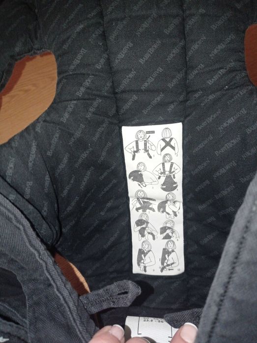 Два броя кенкуру