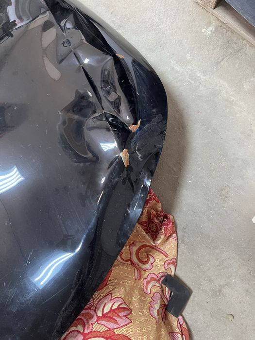 капот на киа саренто.                     ,