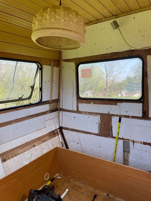 Продавам каравана