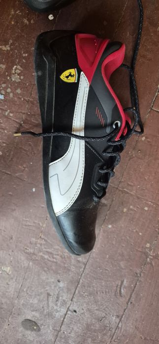 Продавам оригинални обувки Ferrari, puma