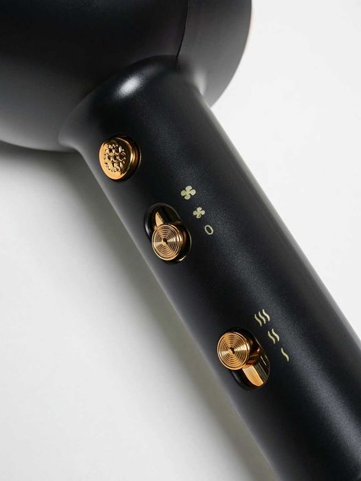 Professional fen soch quritgich MAC styler