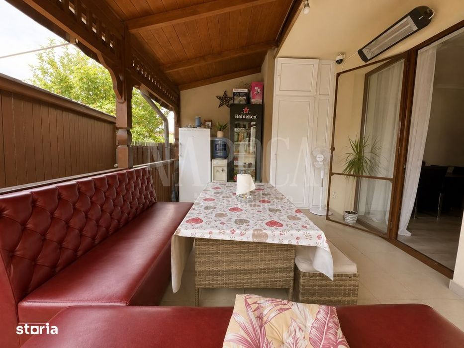Casa 4 camere de vanzare in Floresti