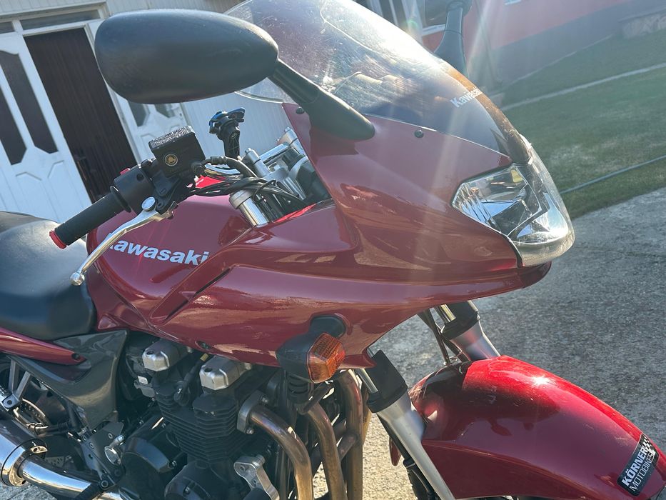 Kawasaki zr750s