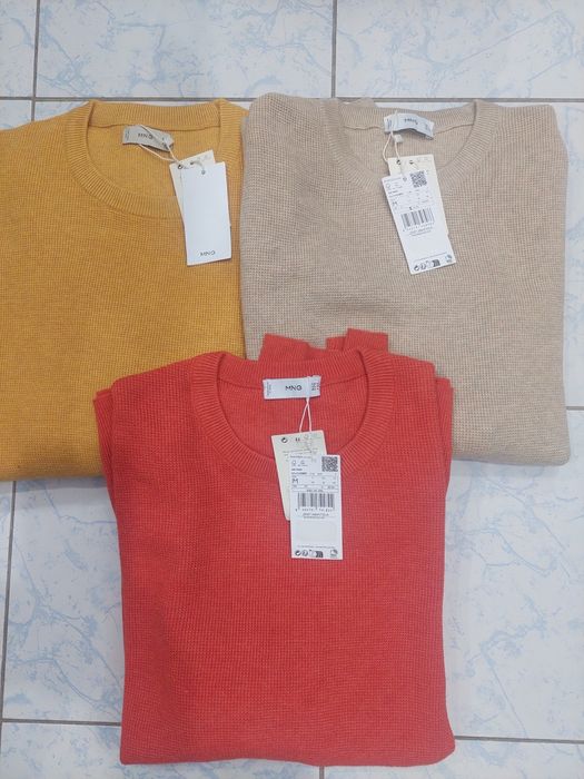 Pulovere barbati M, L Mango