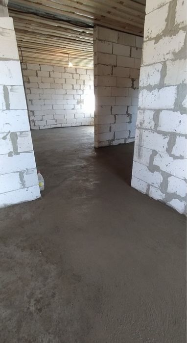 Штукатурка,стяжка,траншеи