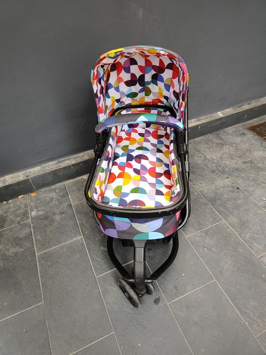 Бебешка количка Cosatto Giggle 2in1 с кош за кола, дъждобран и чувал