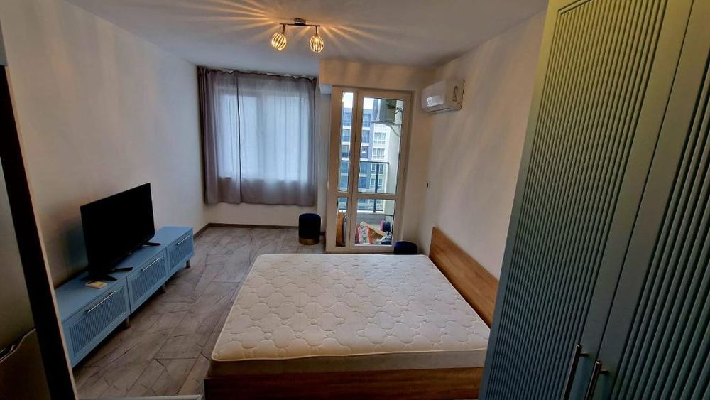 Дава се под наем Едностаен апартамент в Пловдив, Тракия - 40 кв.м за 325 € - Снимка #1