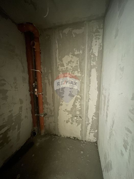 Продава се Тристаен апартамент в Варна, Централна поща - 132 кв.м за 1478 €/кв.м - Снимка #10