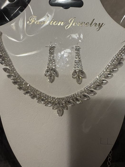 Комплект бижута НОВИ