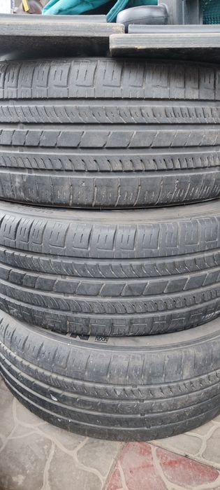 Продам резину 225/45/18 лето