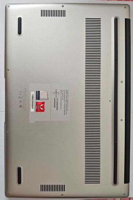 Huawei matebook d15 2020 Ryzen 7 3700U