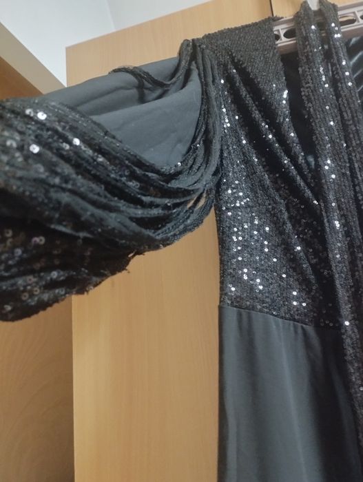 Праздничное современное платье