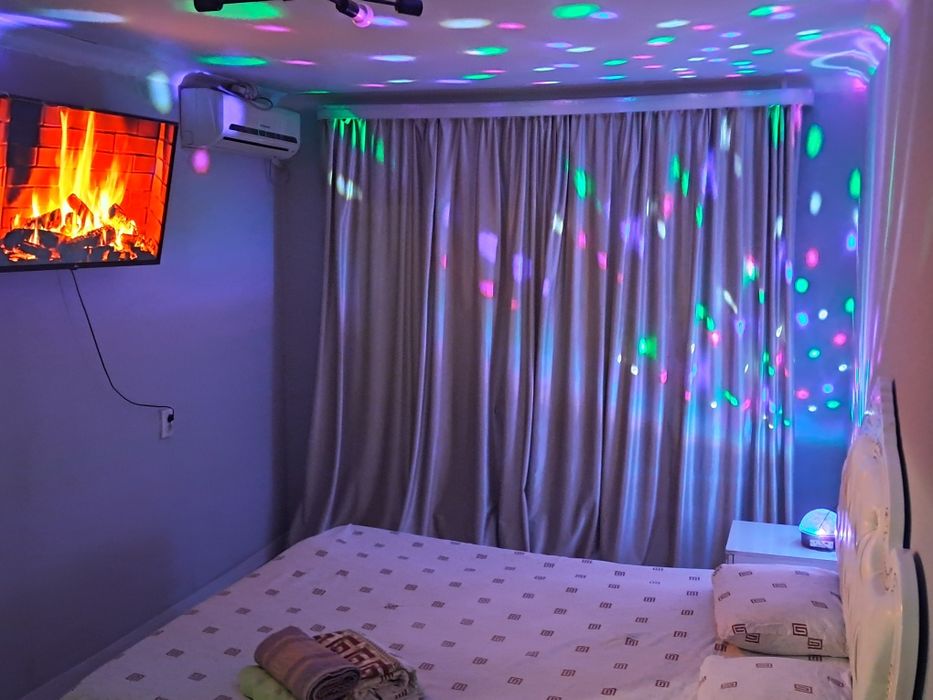 5мкр, клиника Айгерим, ,  дет.тов,