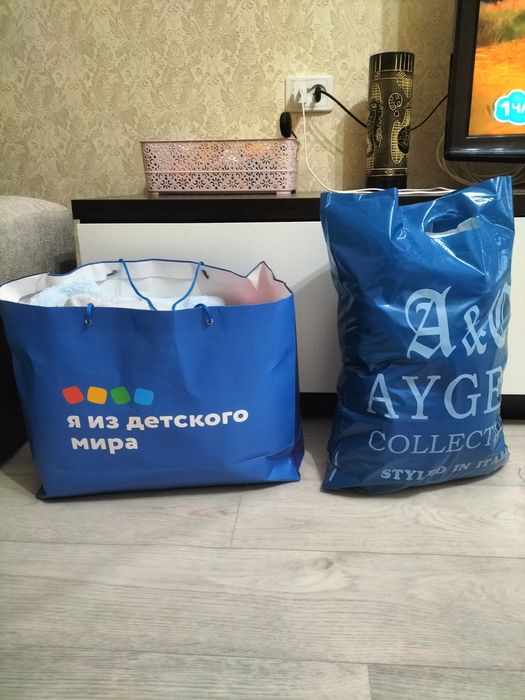 Отдам вещи детские