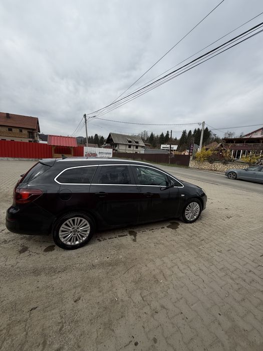 Opel Astra J 2012 de vânzare – stare bună, fără investiții urgente!