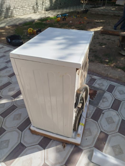 Стиралка LG 5kg автомат