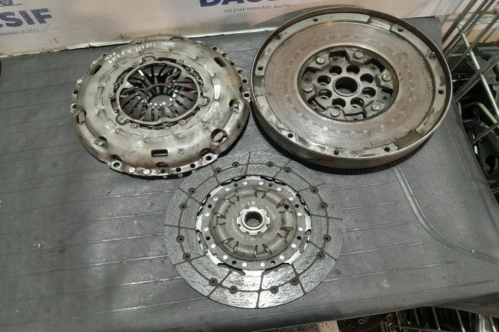 Kit ambreiaj 9223223 / 55564467 9223223 / 55564467 Opel Astra H [face