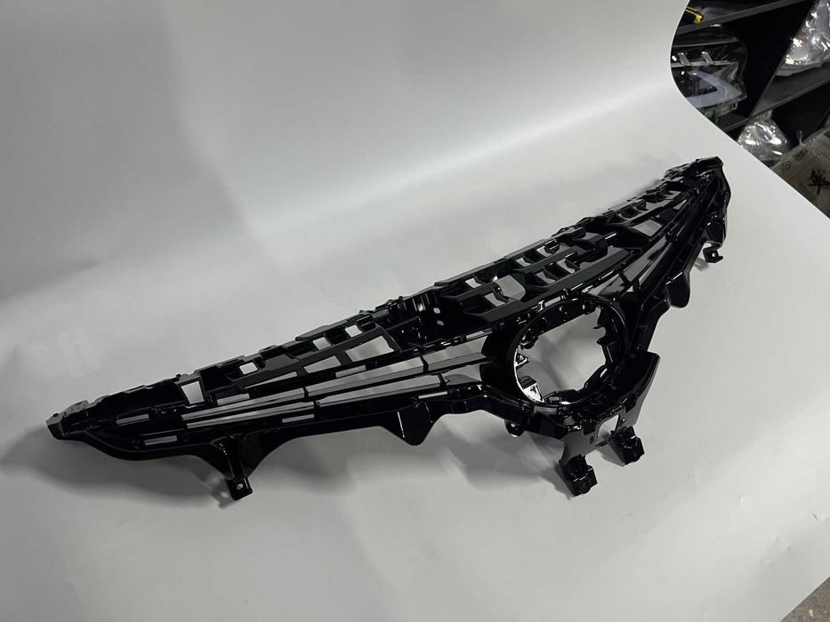 Решетка радиатора camry 70/ оригинал