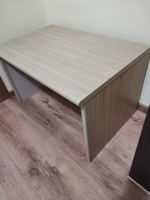 Помощна  масичка