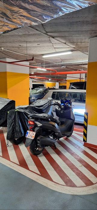 Vând maxiscuter SYM JOYMAX 250 Z Plus,an 2022,cu doar 6.900 km km
