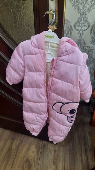 Б/у. Зимний комбинезон для девочки.