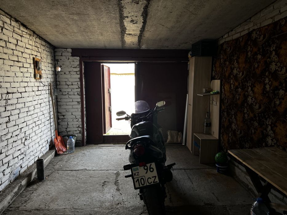 Продам гараж сообщество Родник