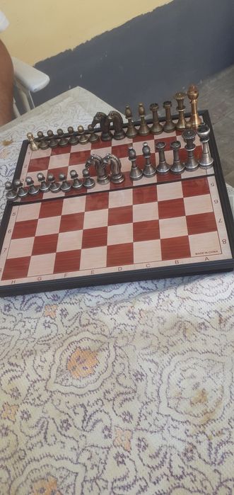 Продаю Шахматы сувинир