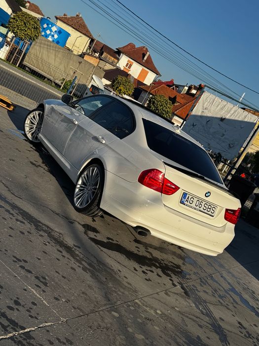 BMW Seria 3 2011 — imagine 5