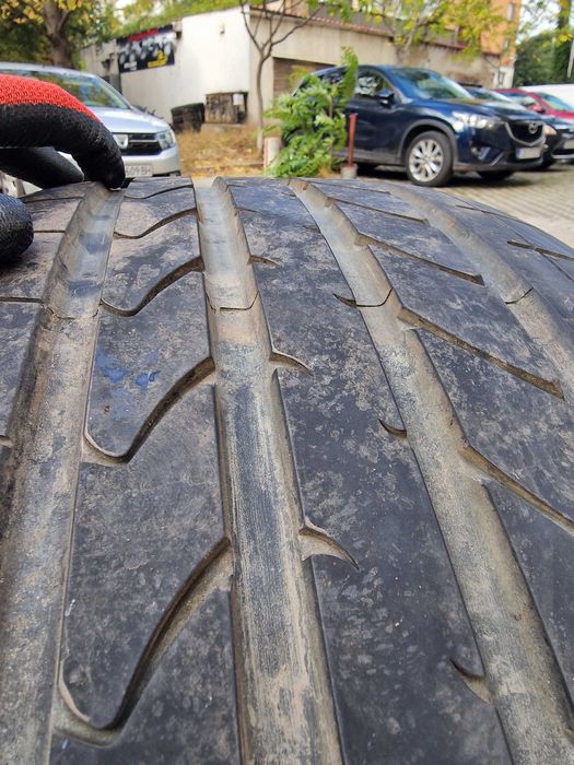 295/40/21    111Y    XL   1брой