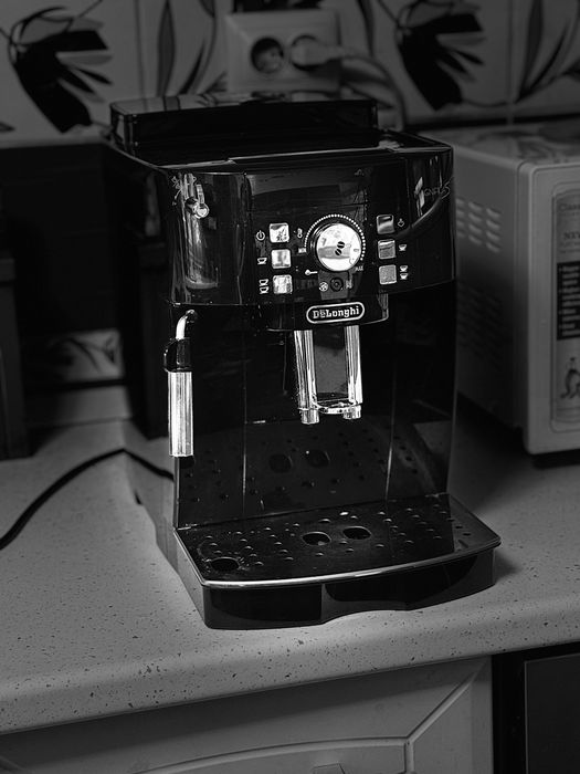 Aparat de cafea DELONGHI