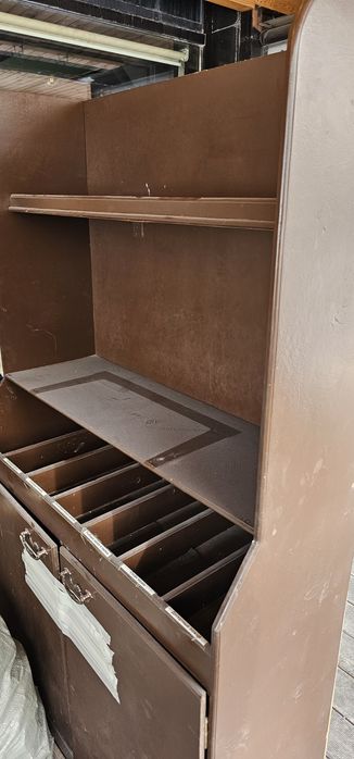 Продам стейшн шкаф для посуды