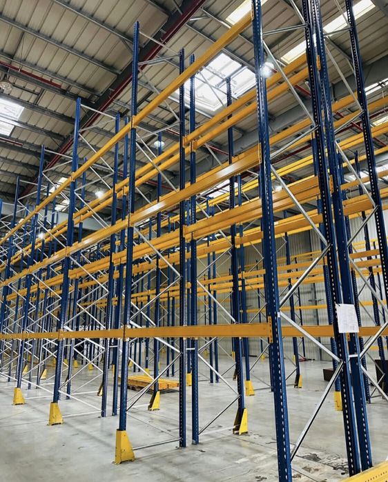 Rafturi metalice pt Europaleți Stare foarte bună ( noi si second-hand