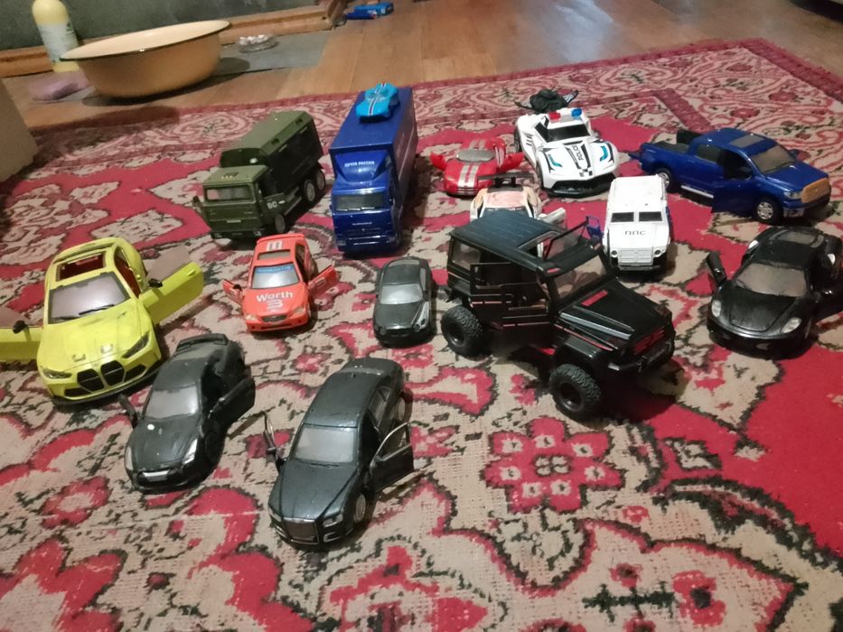 Железные машинки