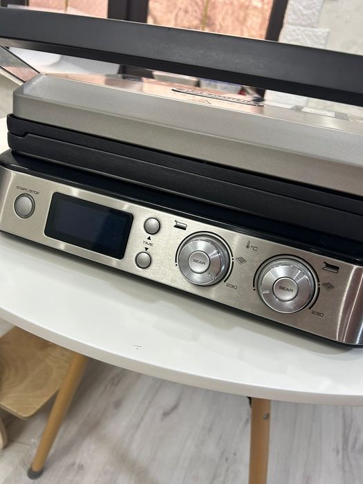 Продам грильница DeLonghi