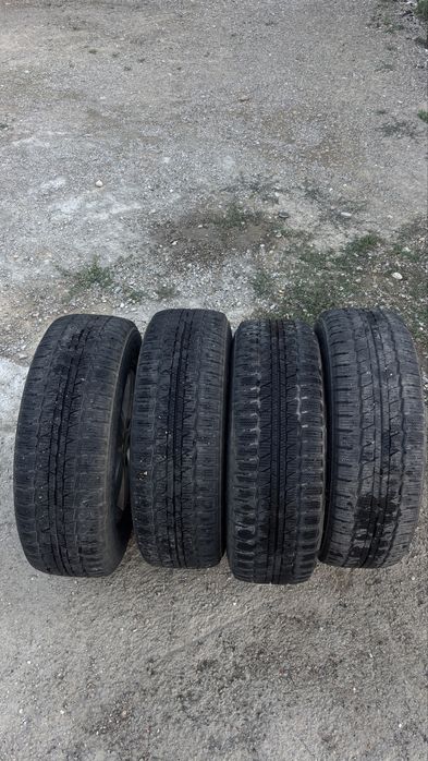 Зимний шины 225/70R15C
