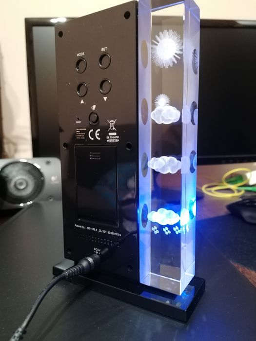 Ceas digital de birou cu multe functii