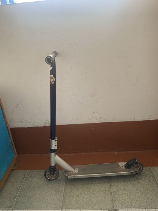 Продам трюковой самокат