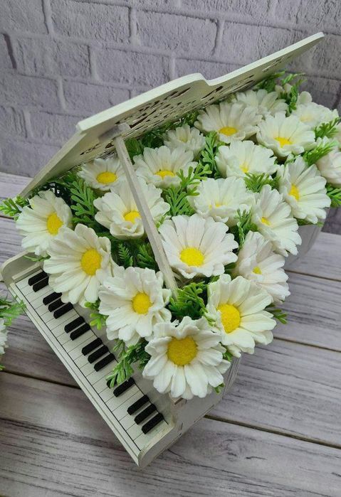 Совунли гуллар сувинерлар