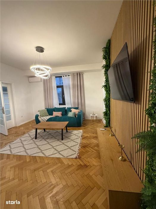 Apartament cu 3 camere in Pta Unirii Corneliu Coposu