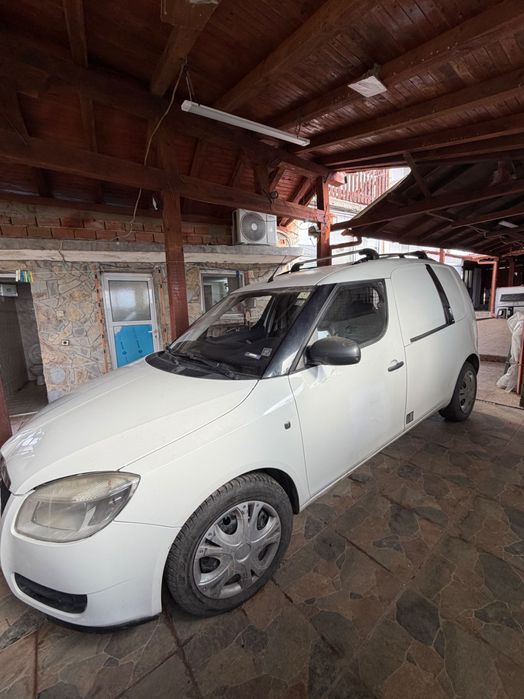 Продава се Шкода Практик