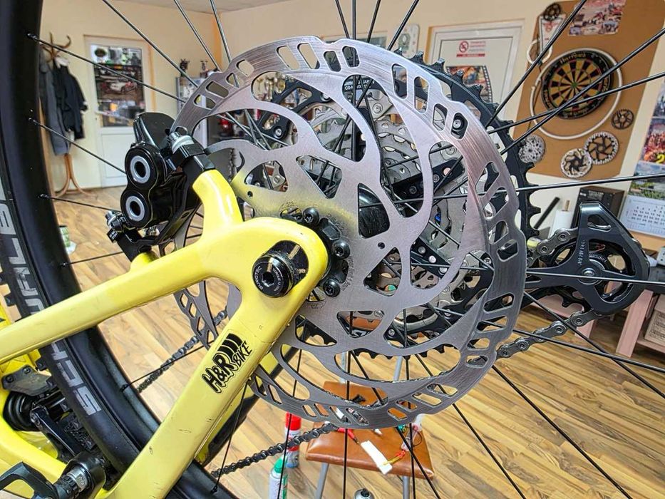 Santa Cruz Megatower L cascade link