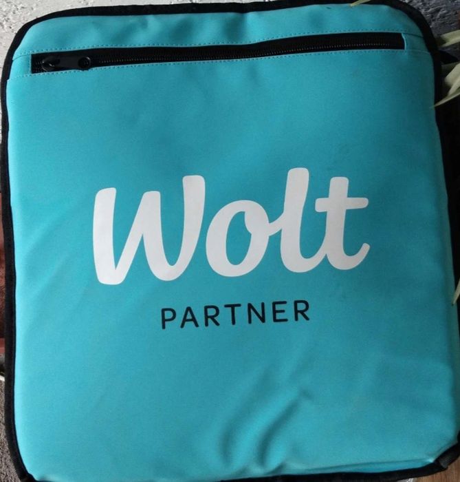 Новые терсумки Glovo, Wolt