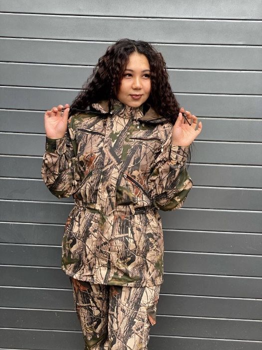 Спецодежда из камуфляжа для девушек